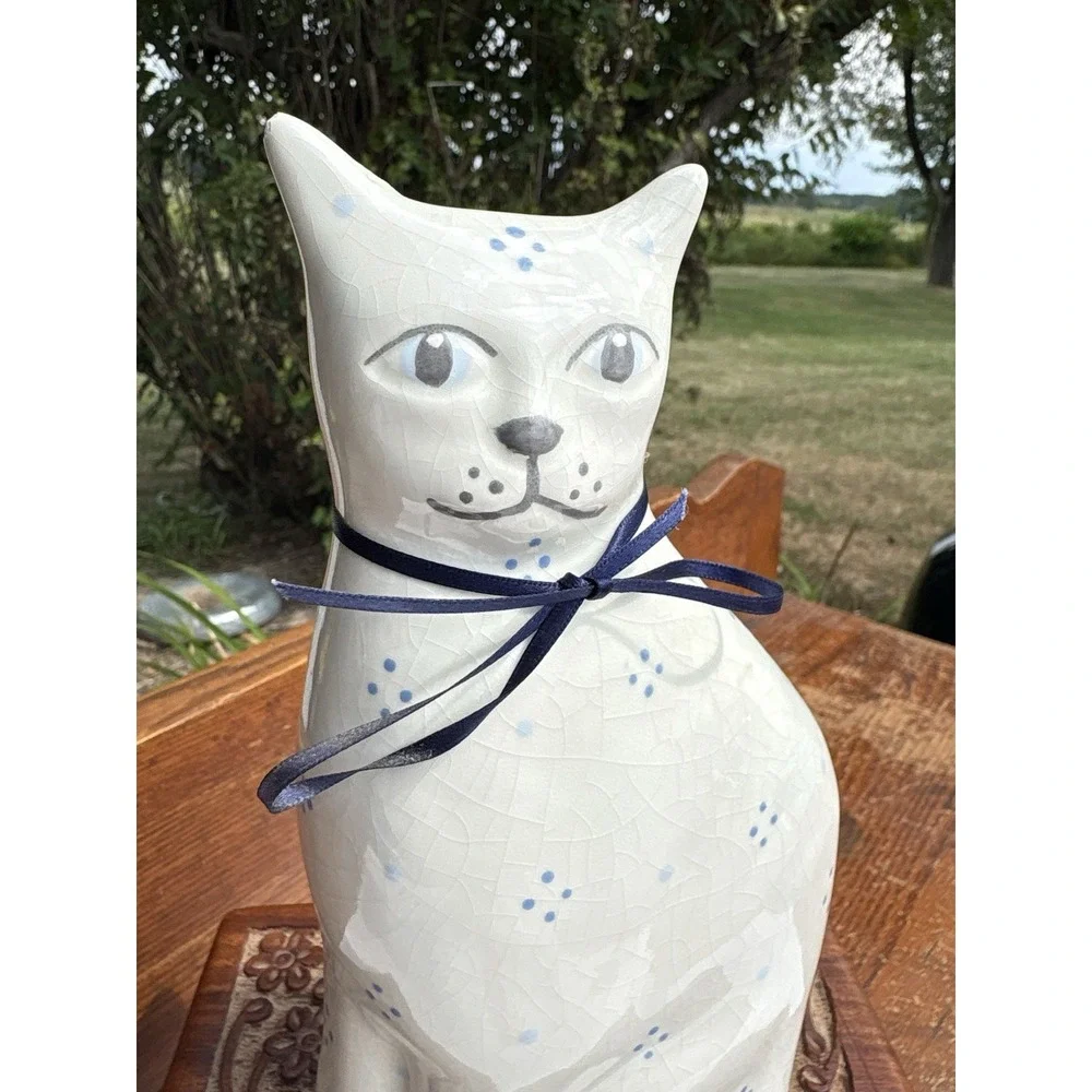 Ceramic White Light Blue Floral Cat Kitty Figurine 8